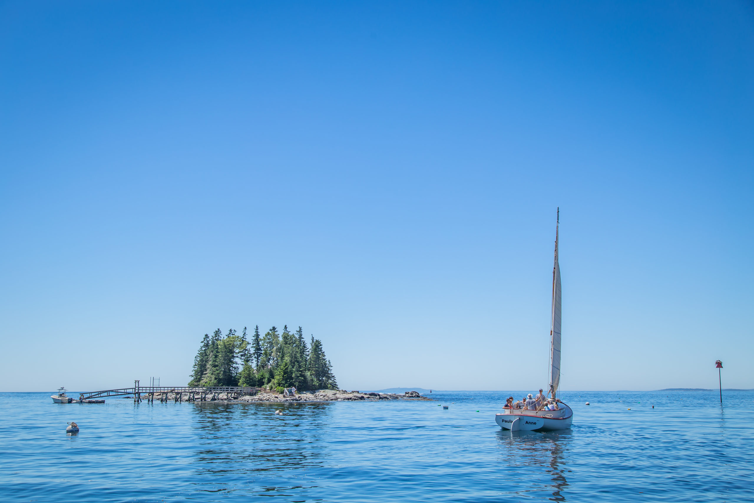 A view of a sailing charter, one of the best Boothbay Harbor boat tours.