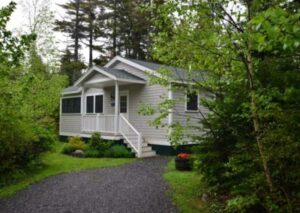 A Maine cottage rental to relax in while researching a nearby attraction.