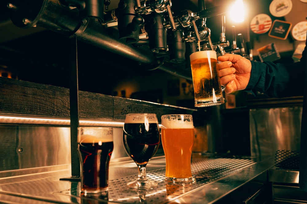 5 Midcoast Maine Breweries, Distilleries, and Tasting Rooms to Grab a Drink